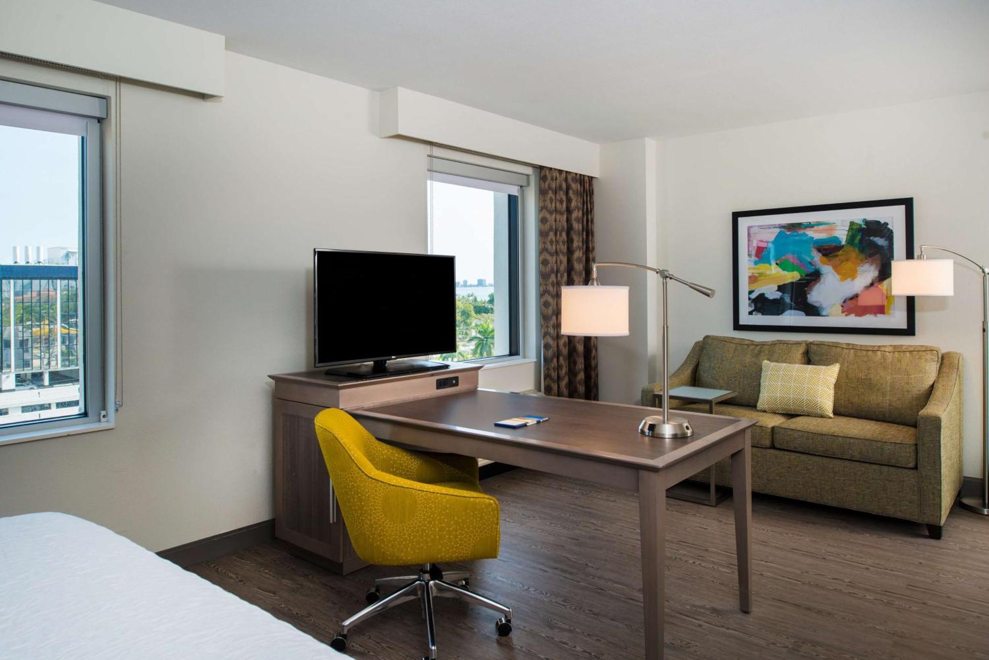 Hampton Inn & Suites Miami Wynwood Design District, Fl Екстериор снимка