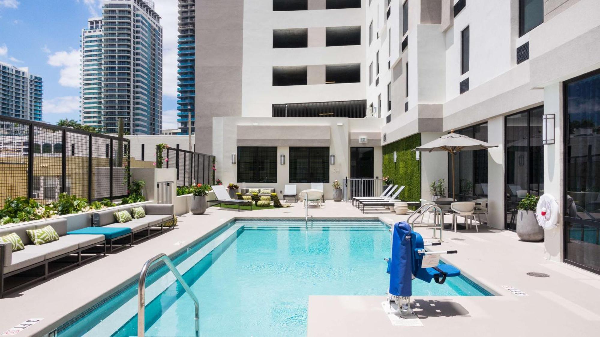 Hampton Inn & Suites Miami Wynwood Design District, Fl Екстериор снимка